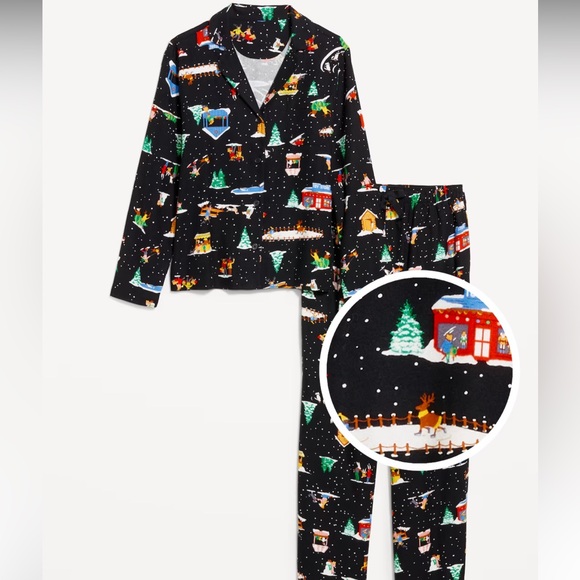 Other - 🐆Holiday Black pj set Small top with Medium bottoms!